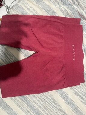 NVGTN Seamless Leggings - Berry Rose/Raspberry | size medium πβ¨